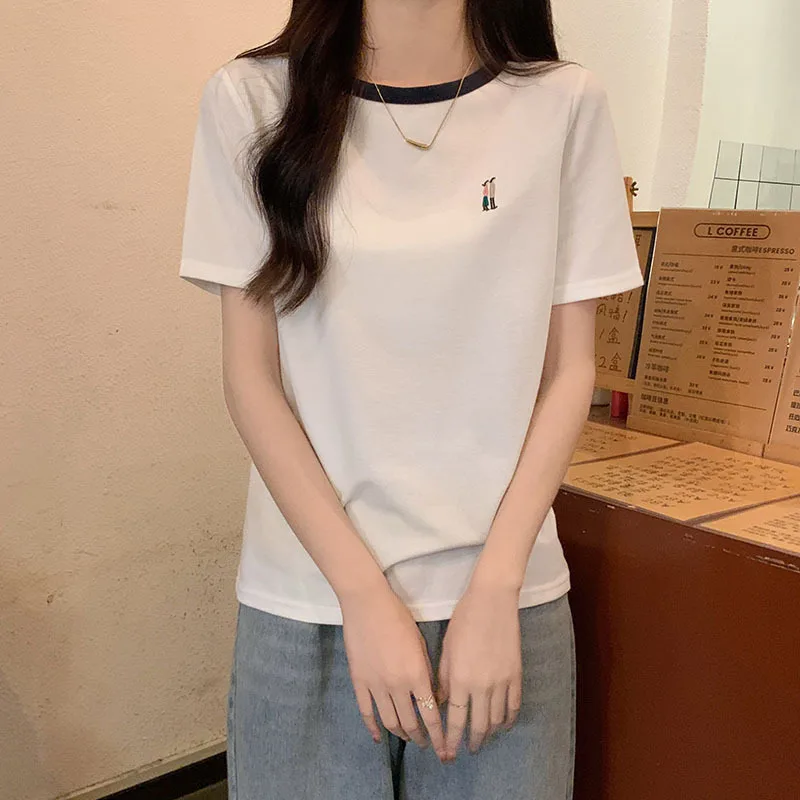 Round Neck Contrasting Color Summer Short Sleeved T-Shirt For Women, Loose Fit Slimming And Stylish Top
Round Neck Contrasting Color Summer Short Sleeved T-Shirt For Women, Loose Fit Slimming And Stylish Top