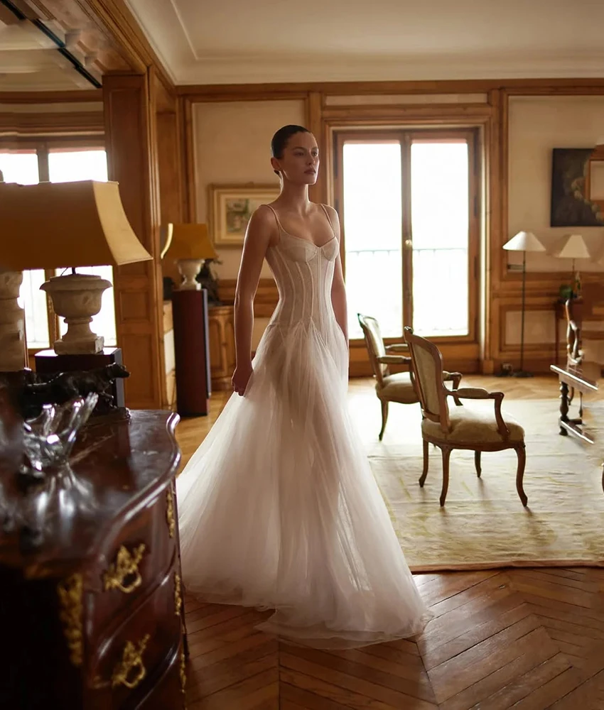 MCDV Customized Sexy Tulle A-Line Spaghetti Straps Lace Evening Dress High Quality Sweetheart Sleeveless Floor Length Prom Gowns
MCDV Customized Sexy Tulle A-Line Spaghetti Straps Lace Evening Dress High Quality Sweetheart Sleeveless Floor Length Prom Gowns