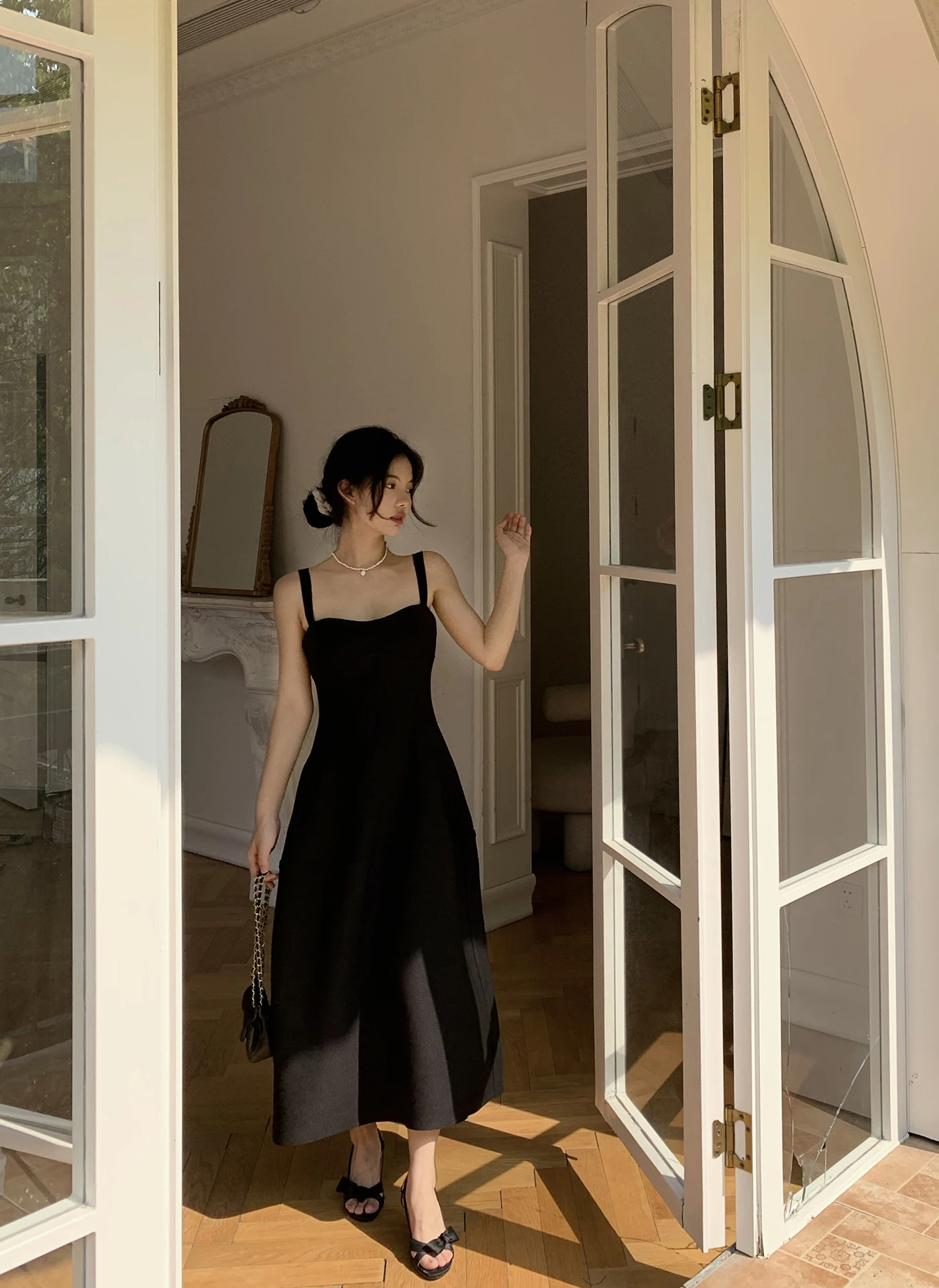 Платье Pigpigbig Hepburn с завышенной талией, силуэт А-силуэт, длинное, стройнящее фигуру
Платье Pigpigbig Hepburn с завышенной талией, силуэт А-силуэт, длинное, стройнящее фигуру