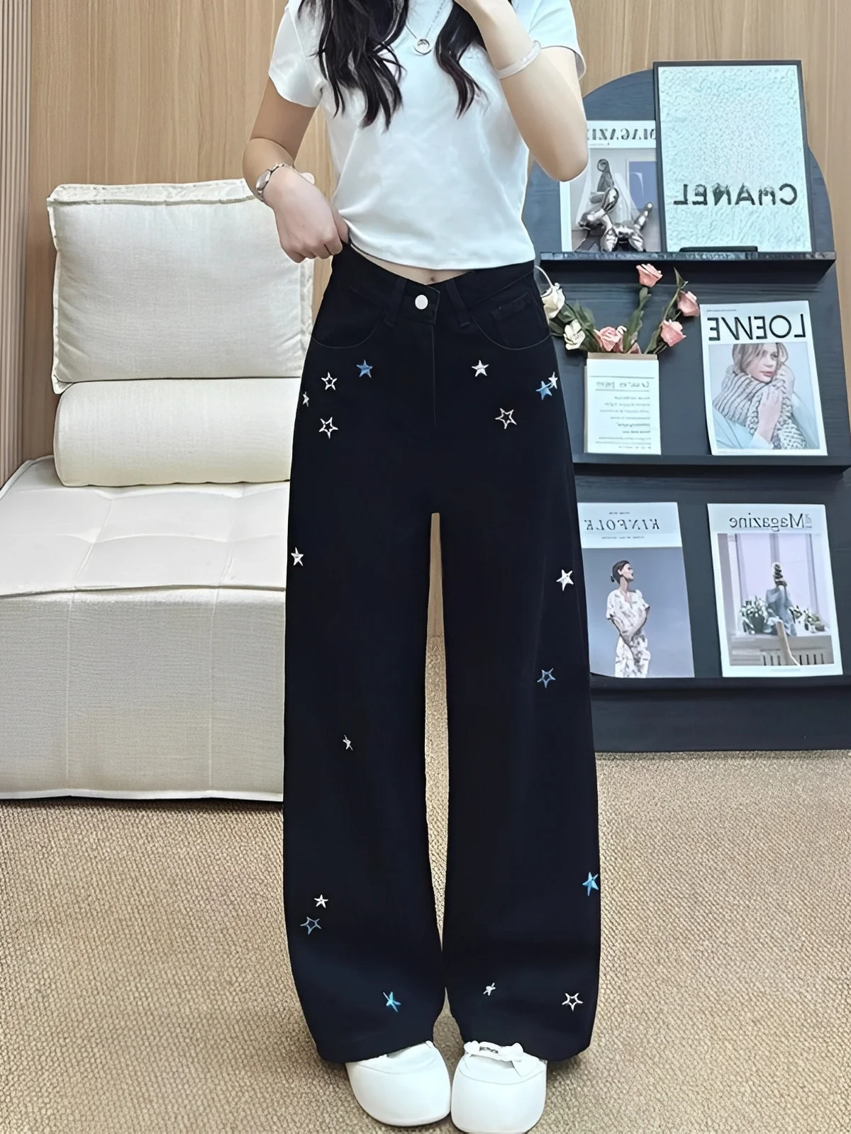 Retro American Embroidered Star Black Wide Leg Jeans Men's Straight Cut Slimming Trousers Trendy Spring New Arrival
Retro American Embroidered Star Black Wide Leg Jeans Men's Straight Cut Slimming Trousers Trendy Spring New Arrival