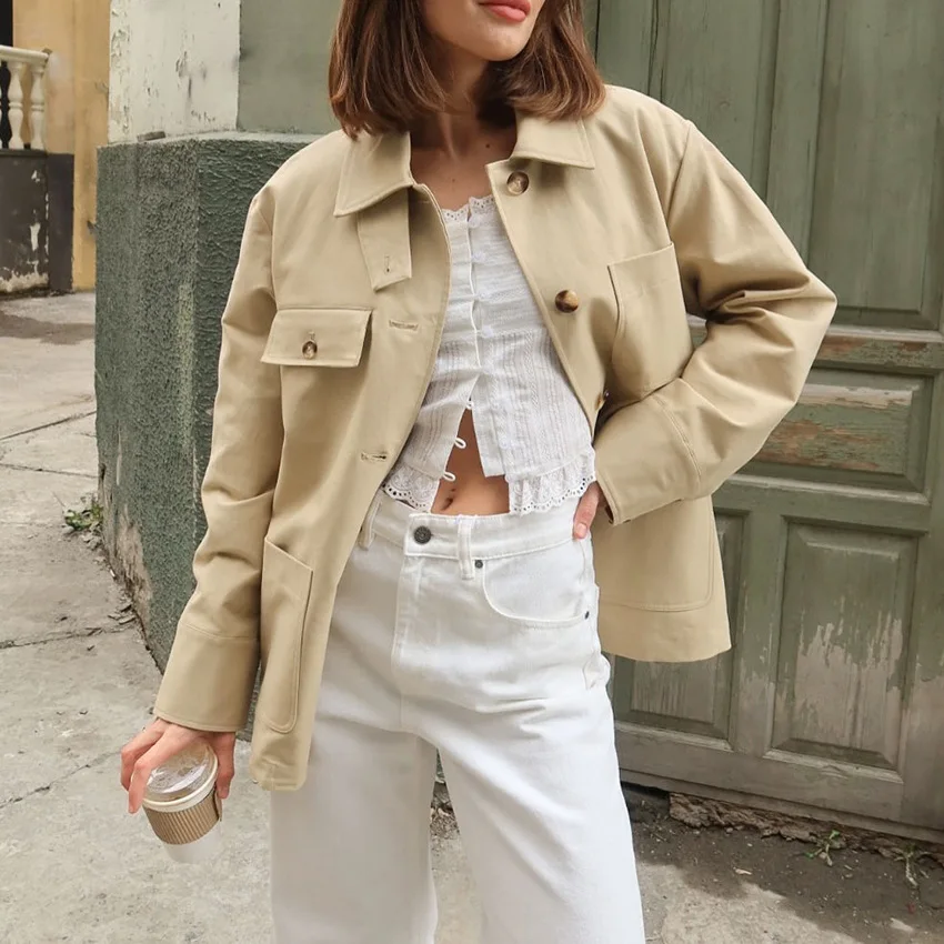 2025 autumn new loose medium and long-sleeved trench coat design temperament casual European and American cross-border commuting
2025 autumn new loose medium and long-sleeved trench coat design temperament casual European and American cross-border commuting