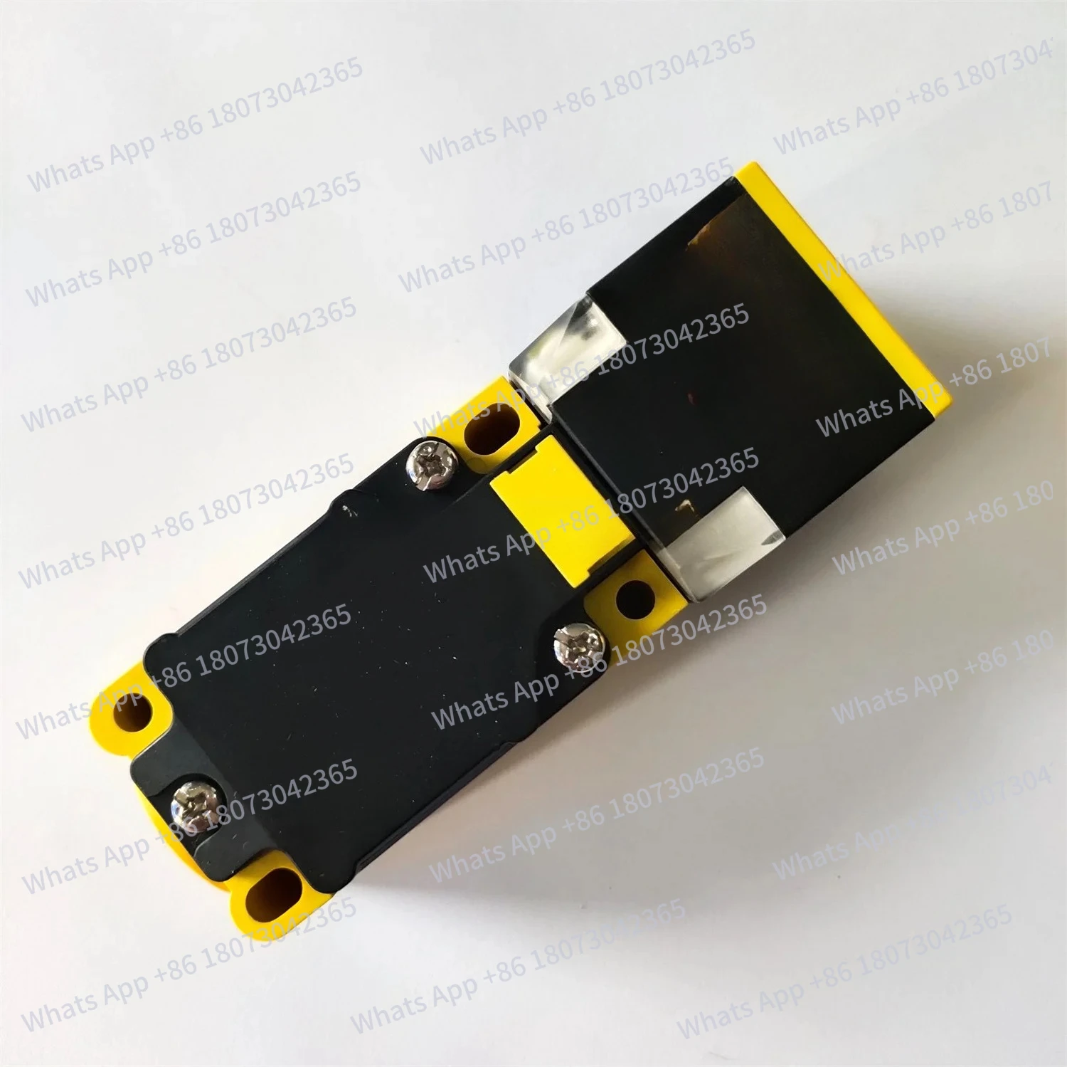 NI40U-CP40-FDZ30X2 Turck Proximity Switch Sensor New High-Quality
NI40U-CP40-FDZ30X2 Turck Proximity Switch Sensor New High-Quality