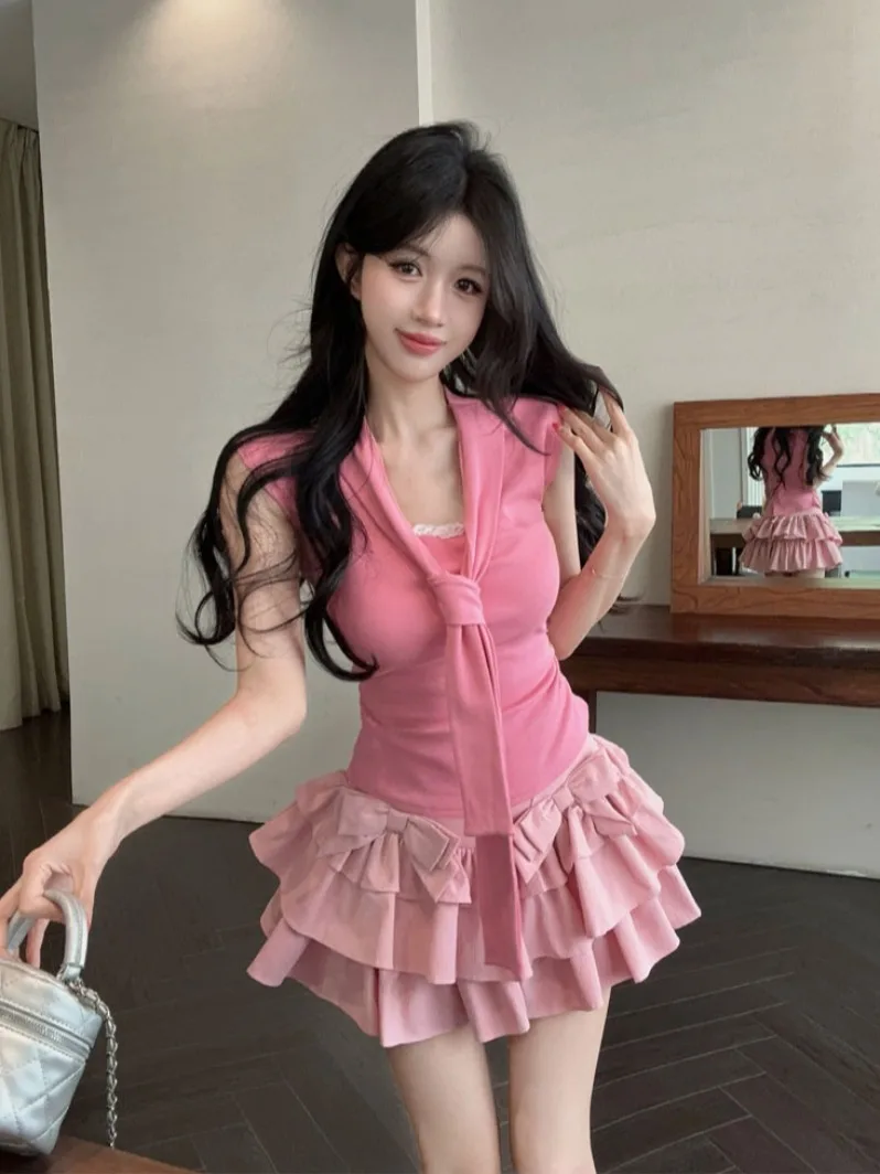 Summer Navy Collar Lace Patchwork Sleeveless T-Shirt And Short Skirt Set Sweet Pure Desire Bowtie Design Casual Women's Fashion
Summer Navy Collar Lace Patchwork Sleeveless T-Shirt And Short Skirt Set Sweet Pure Desire Bowtie Design Casual Women's Fashion