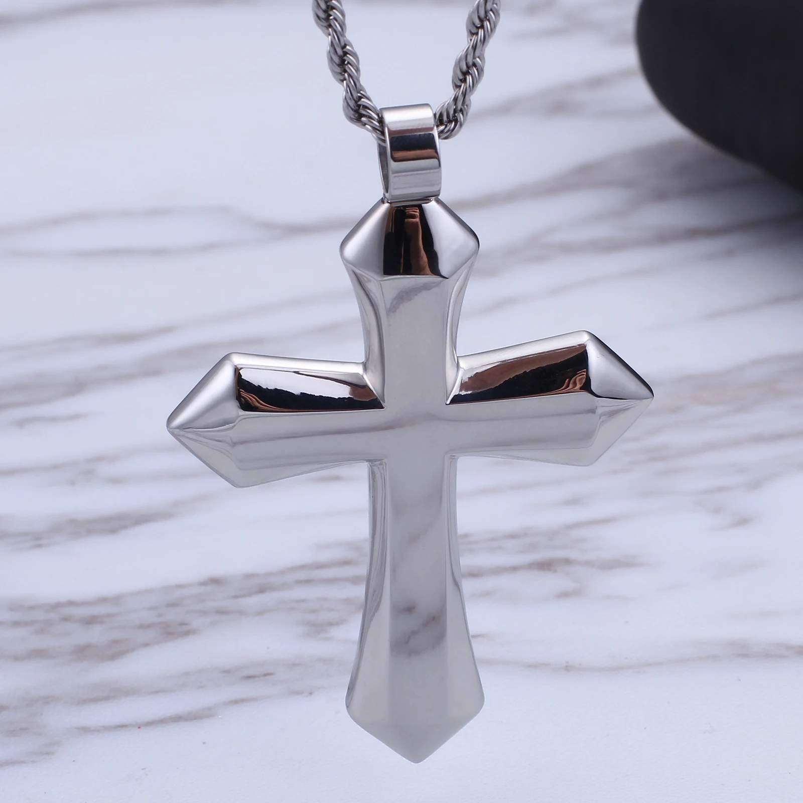 HaoYi High Quality Stainless Steel Cross Pendant Necklace For Men Fashion Gold Silver Color Luxury Jewelry Accessory
HaoYi High Quality Stainless Steel Cross Pendant Necklace For Men Fashion Gold Silver Color Luxury Jewelry Accessory