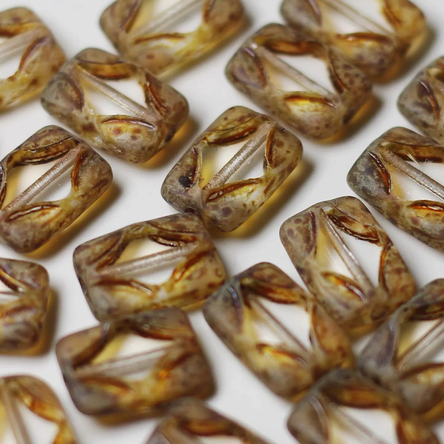 10 шт. 12*8 мм (разные цвета) свободные бусины-разделители для изготовления ювелирных изделий DIY браслеты ручной работы серьги
10 шт. 12*8 мм (разные цвета) свободные бусины-разделители для изготовления ювелирных изделий DIY браслеты ручной работы серьги