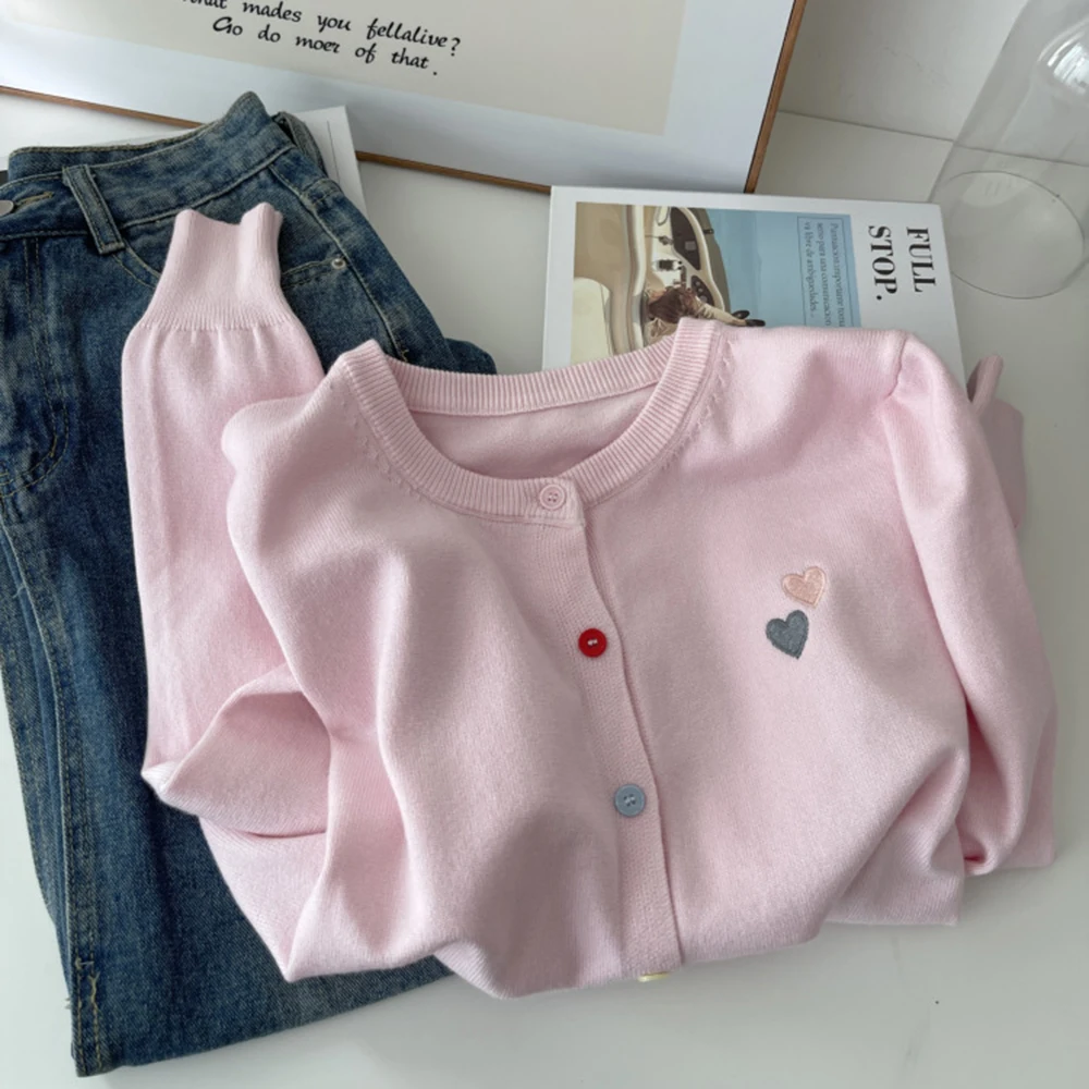 Women Knitting Sweater Embroidery Hearts One Breasted Long Sleeve Soft Knits Cardigan Female Autumn Winter Versatile Outfit Tops
Women Knitting Sweater Embroidery Hearts One Breasted Long Sleeve Soft Knits Cardigan Female Autumn Winter Versatile Outfit Tops