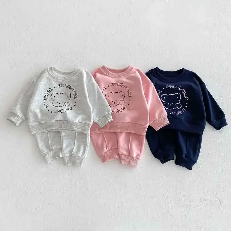 2025 New Baby Pant Set 0-3Years Infant Kids Boy Girl Long Sleeve Bear Sweatshirt+Active Trouser 2PCS Tracksuit Spring Clothes
2025 New Baby Pant Set 0-3Years Infant Kids Boy Girl Long Sleeve Bear Sweatshirt+Active Trouser 2PCS Tracksuit Spring Clothes