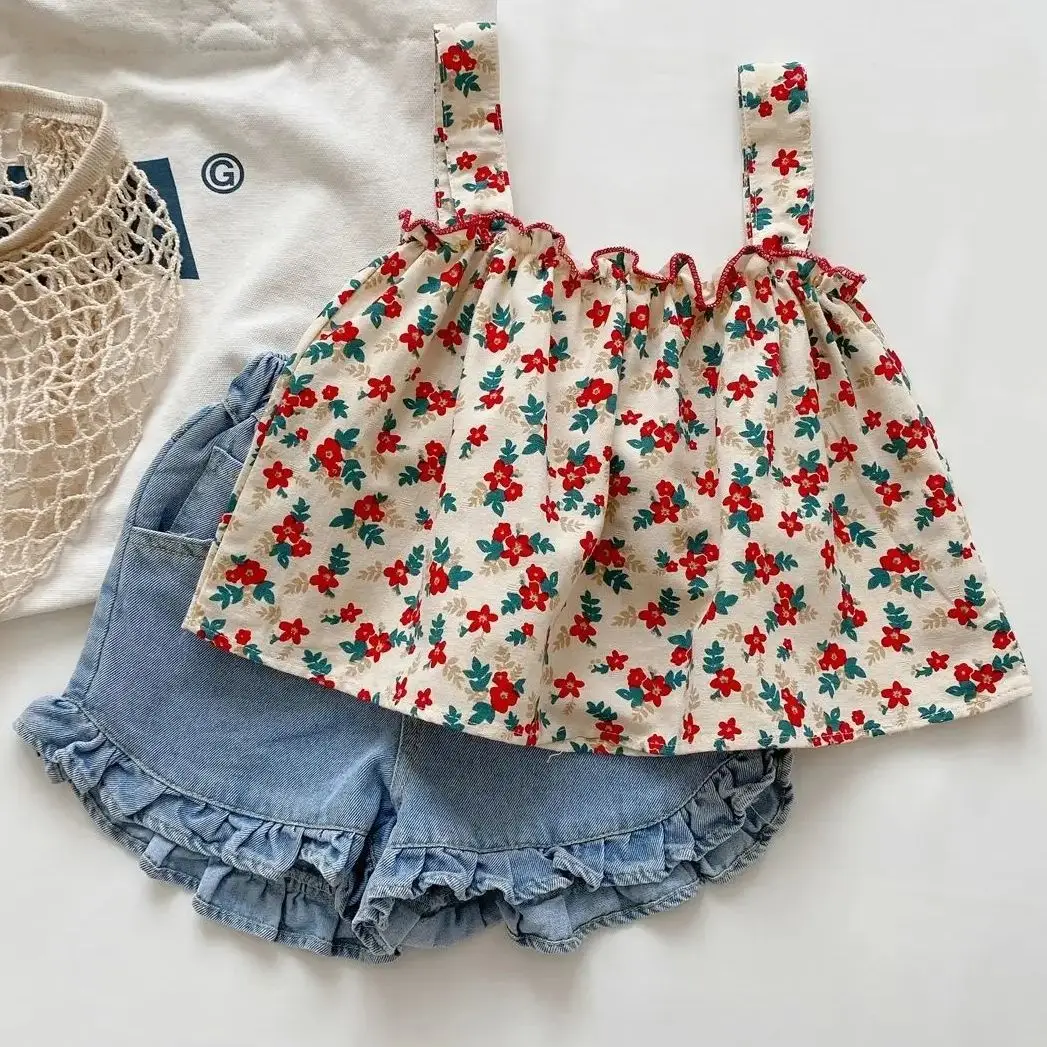 Girls Outfit Sets Baby Summer Clothes Kids Casual Clothing For Children Floral Suspender Top+Jeans Shorts 2025 Toddler Outfits
Girls Outfit Sets Baby Summer Clothes Kids Casual Clothing For Children Floral Suspender Top+Jeans Shorts 2025 Toddler Outfits