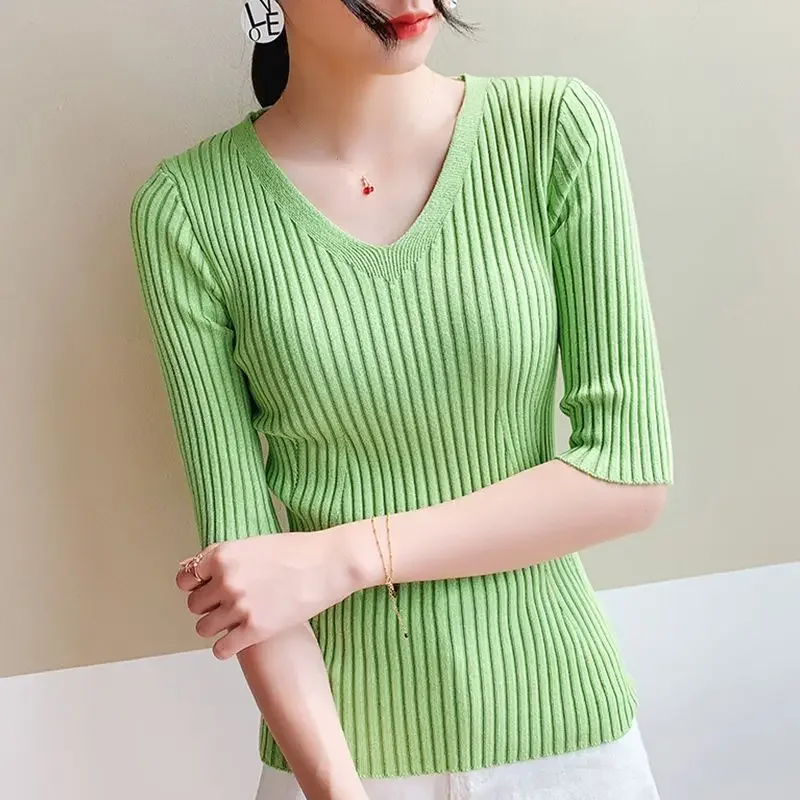 Women's Clothing New Summer Solid Color V-Neck Short Sleeve T-Shirt Slim Fit Ice Silk Inner Wear Korean Style Fashion Top JJ173
Women's Clothing New Summer Solid Color V-Neck Short Sleeve T-Shirt Slim Fit Ice Silk Inner Wear Korean Style Fashion Top JJ173