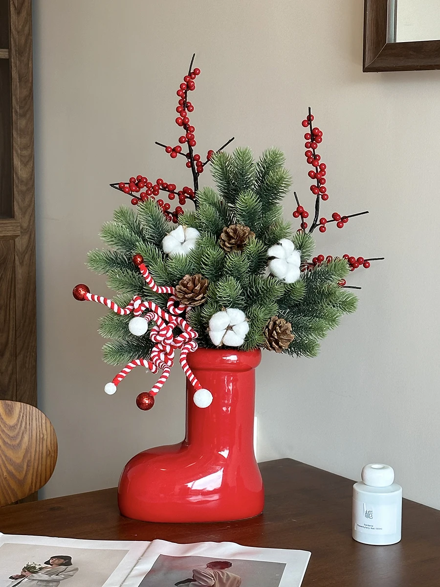 Christmas Decorative Red Boot Set Festive High-End Atmosphere Photo Prop Winter Evergreen Wealth Decoration Accessories
Christmas Decorative Red Boot Set Festive High-End Atmosphere Photo Prop Winter Evergreen Wealth Decoration Accessories