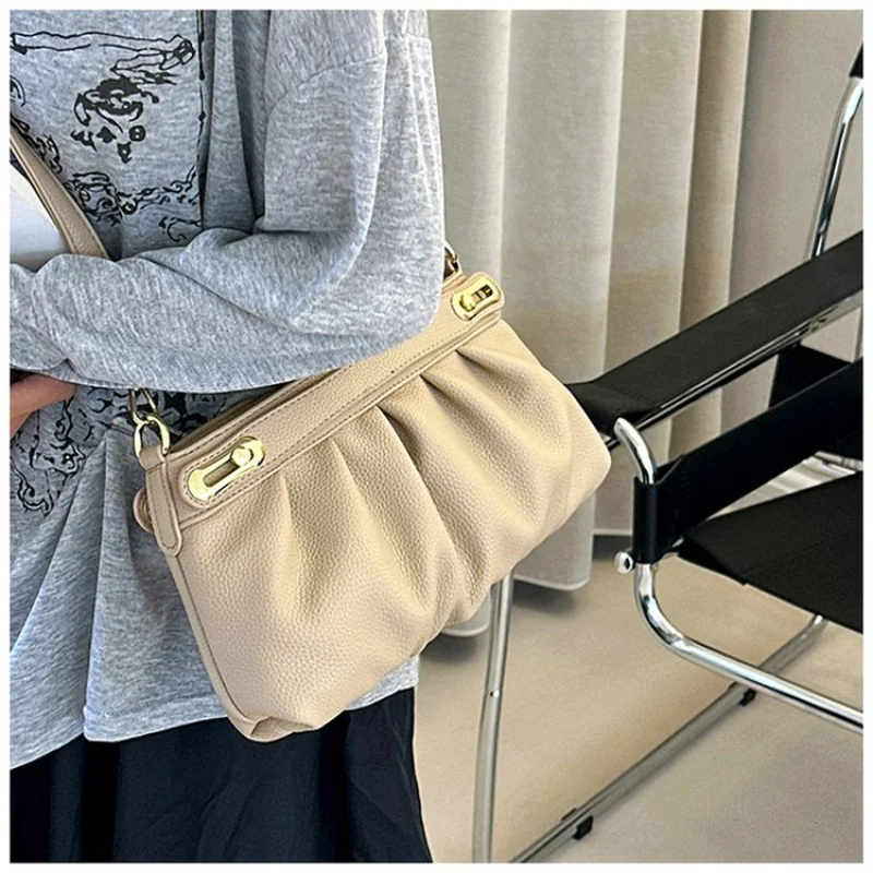 Изысканная женская сумка-мессенджер из нубуковой кожи, модная, высококачественная, легкая, мягкая, повседневная, изысканная
Изысканная женская сумка-мессенджер из нубуковой кожи, модная, высококачественная, легкая, мягкая, повседневная, изысканная 