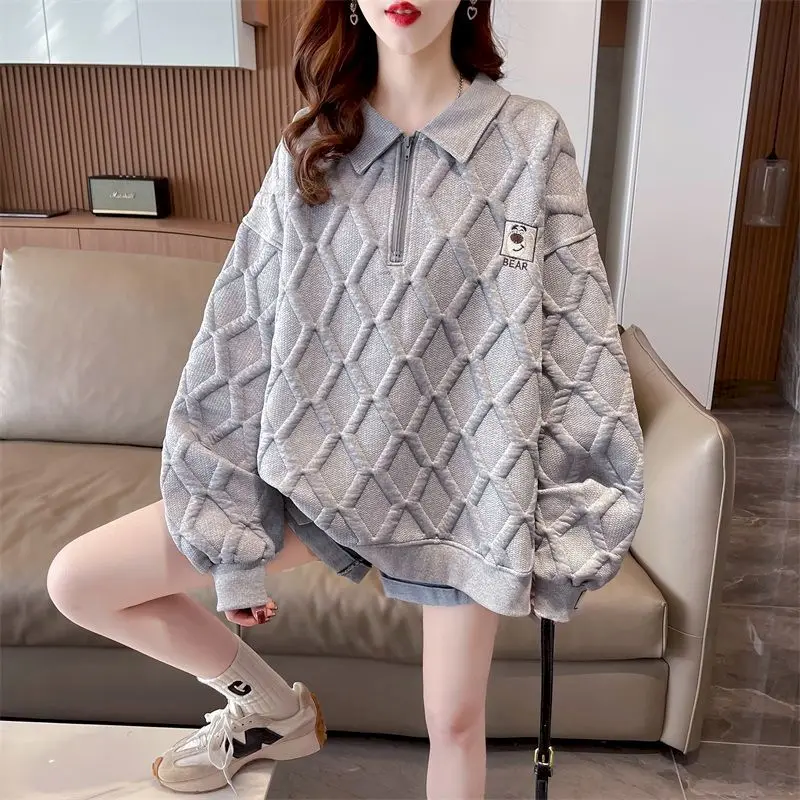 POLO Pullovers Women Fashion Half Zipper Top Spring Fall Trend Thin Cartoon Design Pullover Casual Loose Sweatshirt Y2k Clothes
POLO Pullovers Women Fashion Half Zipper Top Spring Fall Trend Thin Cartoon Design Pullover Casual Loose Sweatshirt Y2k Clothes