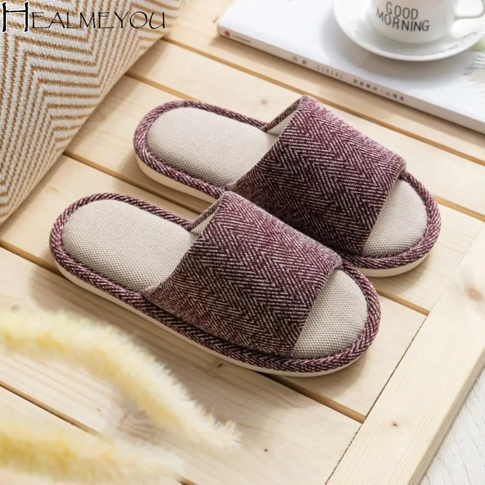 Модные льняные тапочки с надписью и медведем, нескользящие мягкие мягкие домашние тапочки, повседневные прочные домашние тапочки для пары, туалетная комната
Модные льняные тапочки с надписью и медведем, нескользящие мягкие мягкие домашние тапочки, повседневные прочные домашние тапочки для пары, туалетная комната