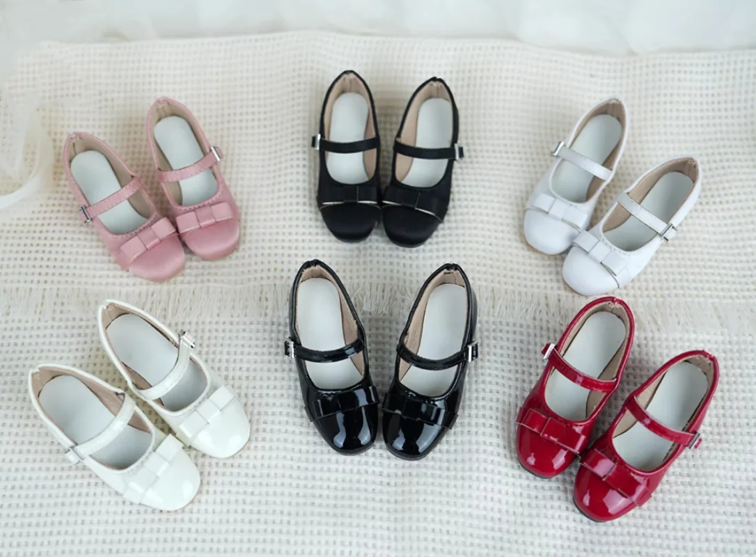 BJD doll shoes - suitable for 1/4 size thick-soled round-toe high heels - doll accessories
BJD doll shoes - suitable for 1/4 size thick-soled round-toe high heels - doll accessories