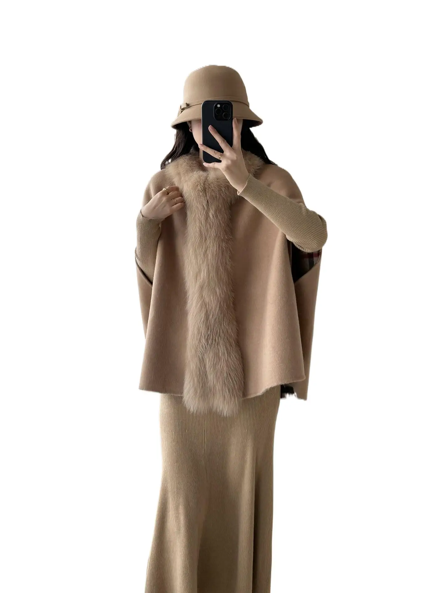 Nanyang Girls' 2025 Autumn/Winter new checkered double-sided woolen overcoat, Winter fox fur collar fur cloak, woolen coat
Nanyang Girls' 2025 Autumn/Winter new checkered double-sided woolen overcoat, Winter fox fur collar fur cloak, woolen coat