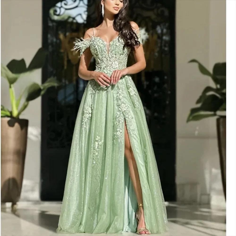 Mint Green Embroidered Sequin Evening Dress 2025 Elegant V-Neck Formal Gown Feather Appliqué Prom Bridesmaid Dress Customized
Mint Green Embroidered Sequin Evening Dress 2025 Elegant V-Neck Formal Gown Feather Appliqué Prom Bridesmaid Dress Customized