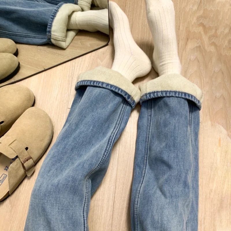 Облегающие прямые джинсы женские с высокой талией на подкладке осень-зима модные повседневные универсальные длинные джинсы длиной до пола
Облегающие прямые джинсы женские с высокой талией на подкладке осень-зима модные повседневные универсальные длинные джинсы длиной до пола