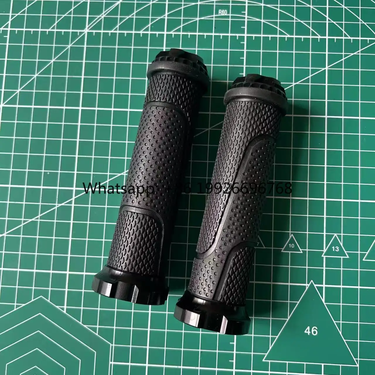 Universal High Quality Motorcycle Modification for Scooter Throttle Handle New Aluminum Alloy IPX6 Waterproof
Universal High Quality Motorcycle Modification for Scooter Throttle Handle New Aluminum Alloy IPX6 Waterproof