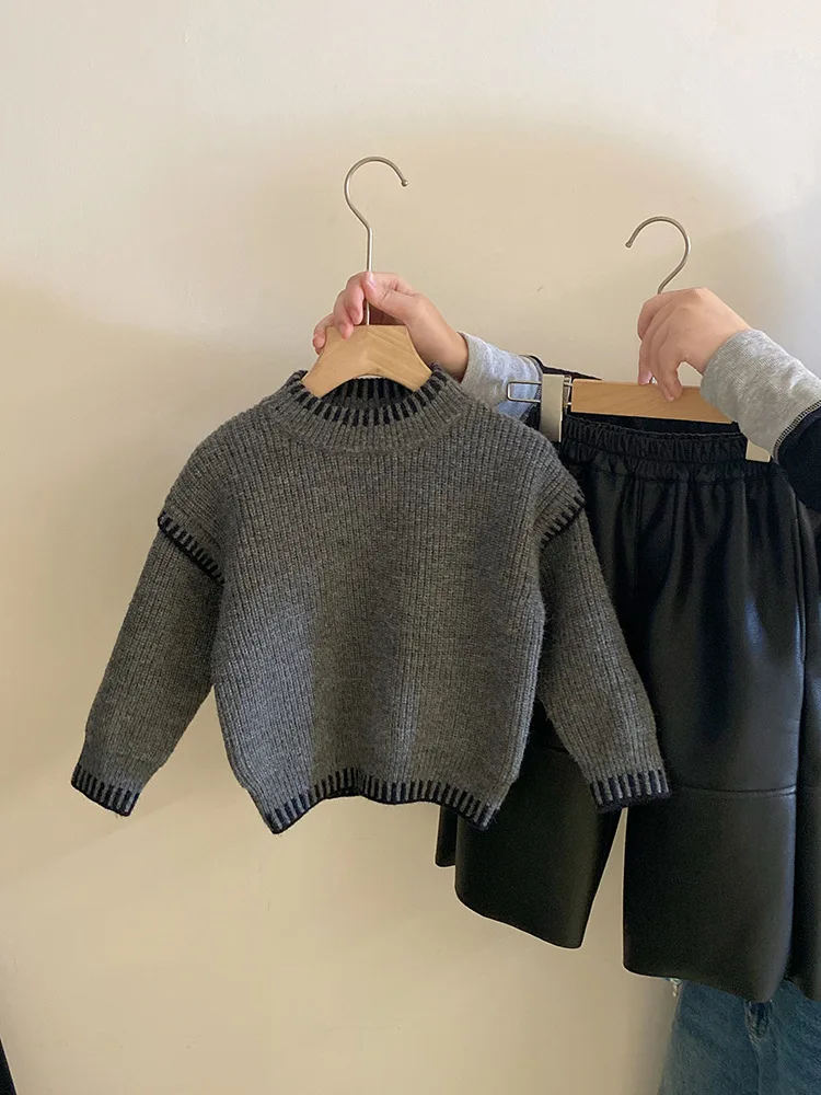 Girls' Unique Patchwork Fake Two-Piece Knitted Sweater Autumn Winter New Fleece-Lined Warm Leather Pants Set Trendy
Girls' Unique Patchwork Fake Two-Piece Knitted Sweater Autumn Winter New Fleece-Lined Warm Leather Pants Set Trendy