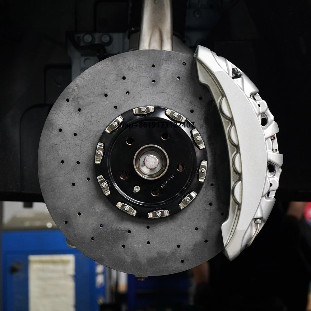 Комплект передних тормозов SR8 BBK с 8-поршневыми коваными суппортами и карбон-керамическими тормозными дисками для Zeekr 001
Комплект передних тормозов SR8 BBK с 8-поршневыми коваными суппортами и карбон-керамическими тормозными дисками для Zeekr 001