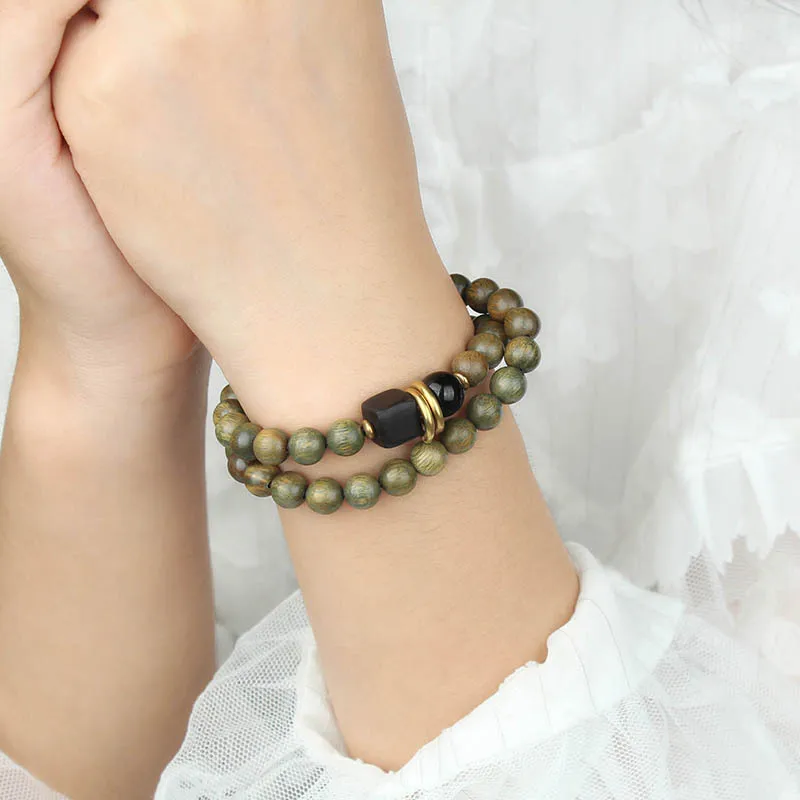 DIY accessories Retro green sandalwood bracelet Mori student bracelet couple handheld beaded wooden black sandalwood hand jewelr
DIY accessories Retro green sandalwood bracelet Mori student bracelet couple handheld beaded wooden black sandalwood hand jewelr