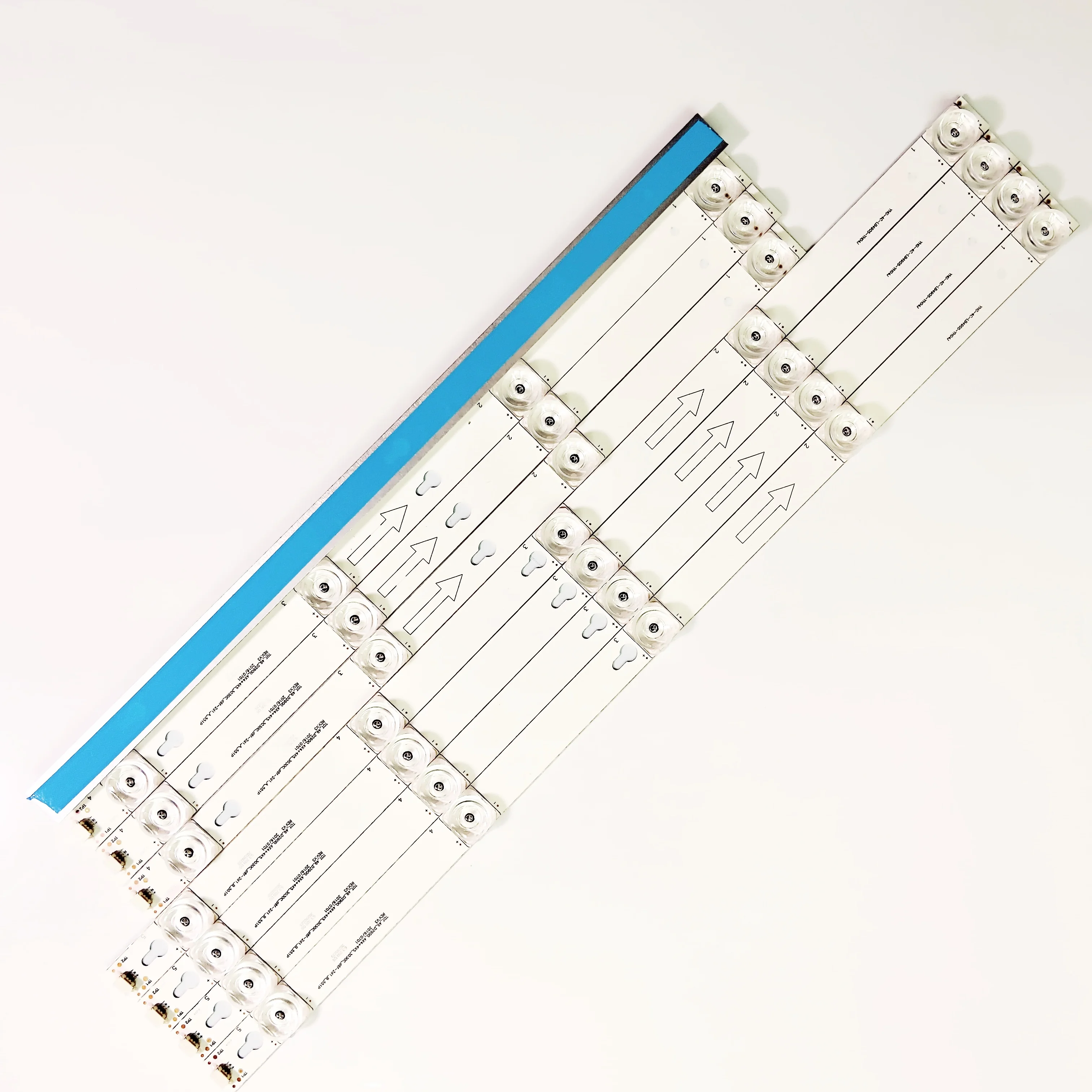 New LED Lamps For THOMSON 49UV6416W Backlight Strips TOT_49_D2900_4X4+4X5_3030C_d6t-2d1_B_5S1P REV.V3 YHF-4C-LB4905 LB4905-YH04J
New LED Lamps For THOMSON 49UV6416W Backlight Strips TOT_49_D2900_4X4+4X5_3030C_d6t-2d1_B_5S1P REV.V3 YHF-4C-LB4905 LB4905-YH04J