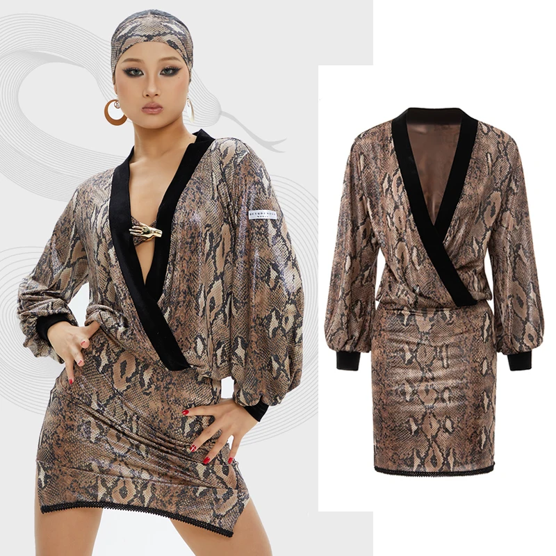 Модное женское платье для латинских танцев чача со змеиным узором, сексуальные танцевальные костюмы с v-образным вырезом, женская сценическая одежда SL11943 
Модное женское платье для латинских танцев чача со змеиным узором, сексуальные танцевальные костюмы с v-образным вырезом, женская сценическая одежда SL11943