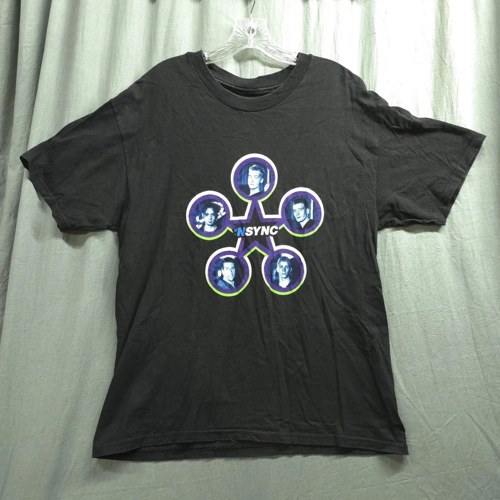 Vintage NSYNC 1998 Boy Band Black T-Shirt American Band Singer Tshirt Men Fashion Street Short-sleeved Women Round-neck Top
Vintage NSYNC 1998 Boy Band Black T-Shirt American Band Singer Tshirt Men Fashion Street Short-sleeved Women Round-neck Top