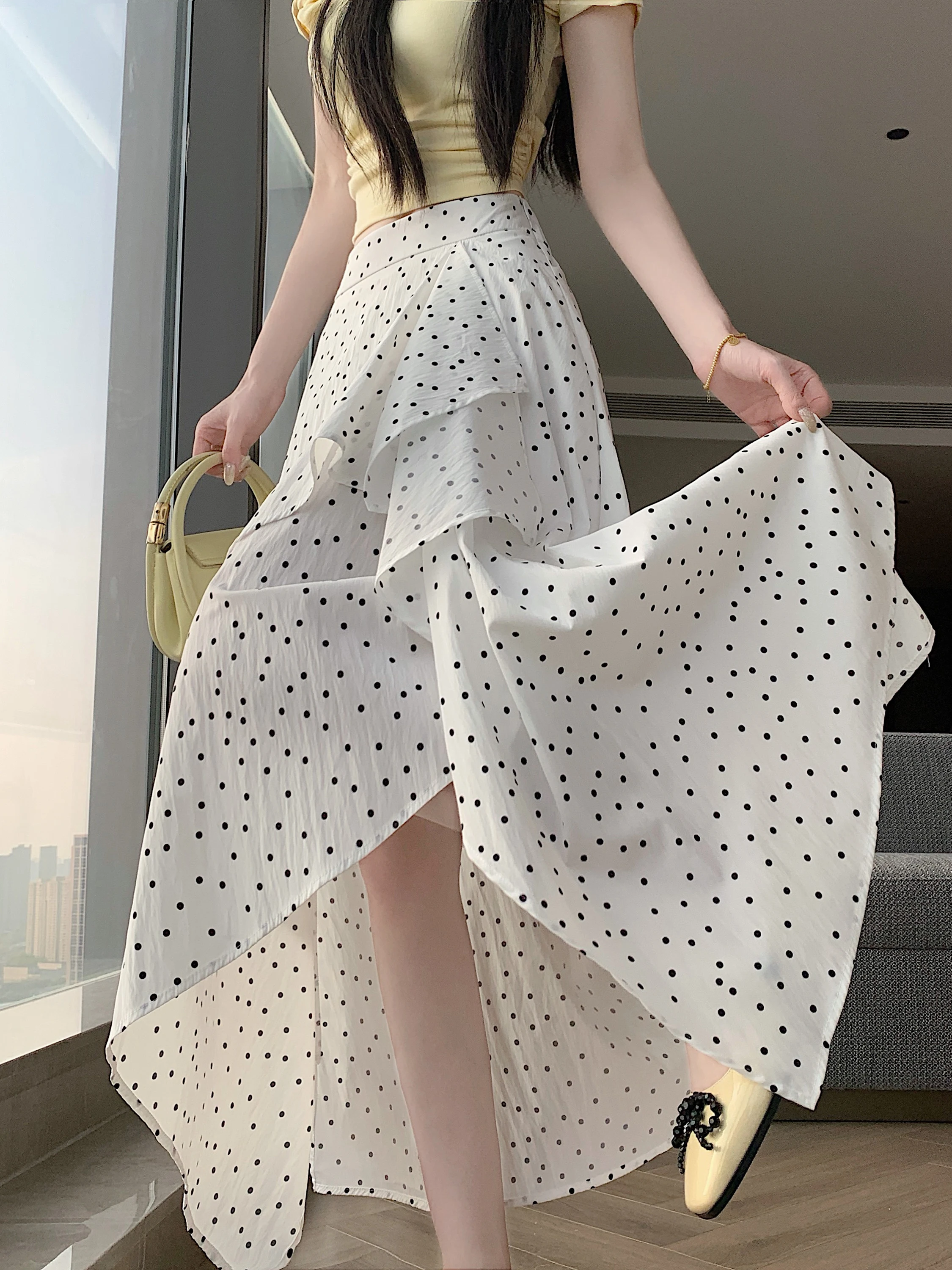 Summer New High Waist Polka Dot Asymmetrical Half-length Skirt Women's Casual Loose A-line Long Skirt with Lace Hem
Summer New High Waist Polka Dot Asymmetrical Half-length Skirt Women's Casual Loose A-line Long Skirt with Lace Hem