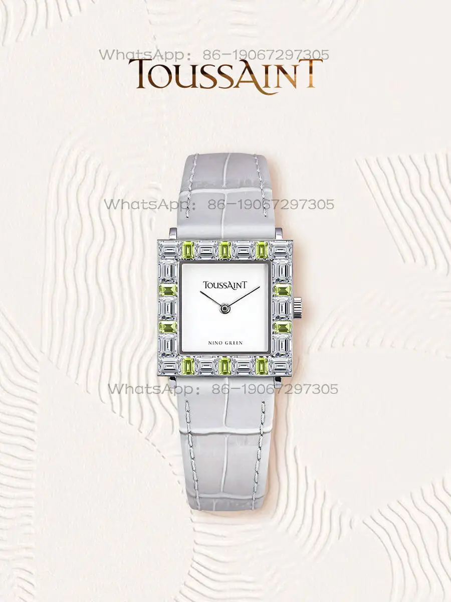 The new TOUSSAINT sugar cube series nino small green diamond Toussaint sugar cube watch is a gift for girls
The new TOUSSAINT sugar cube series nino small green diamond Toussaint sugar cube watch is a gift for girls