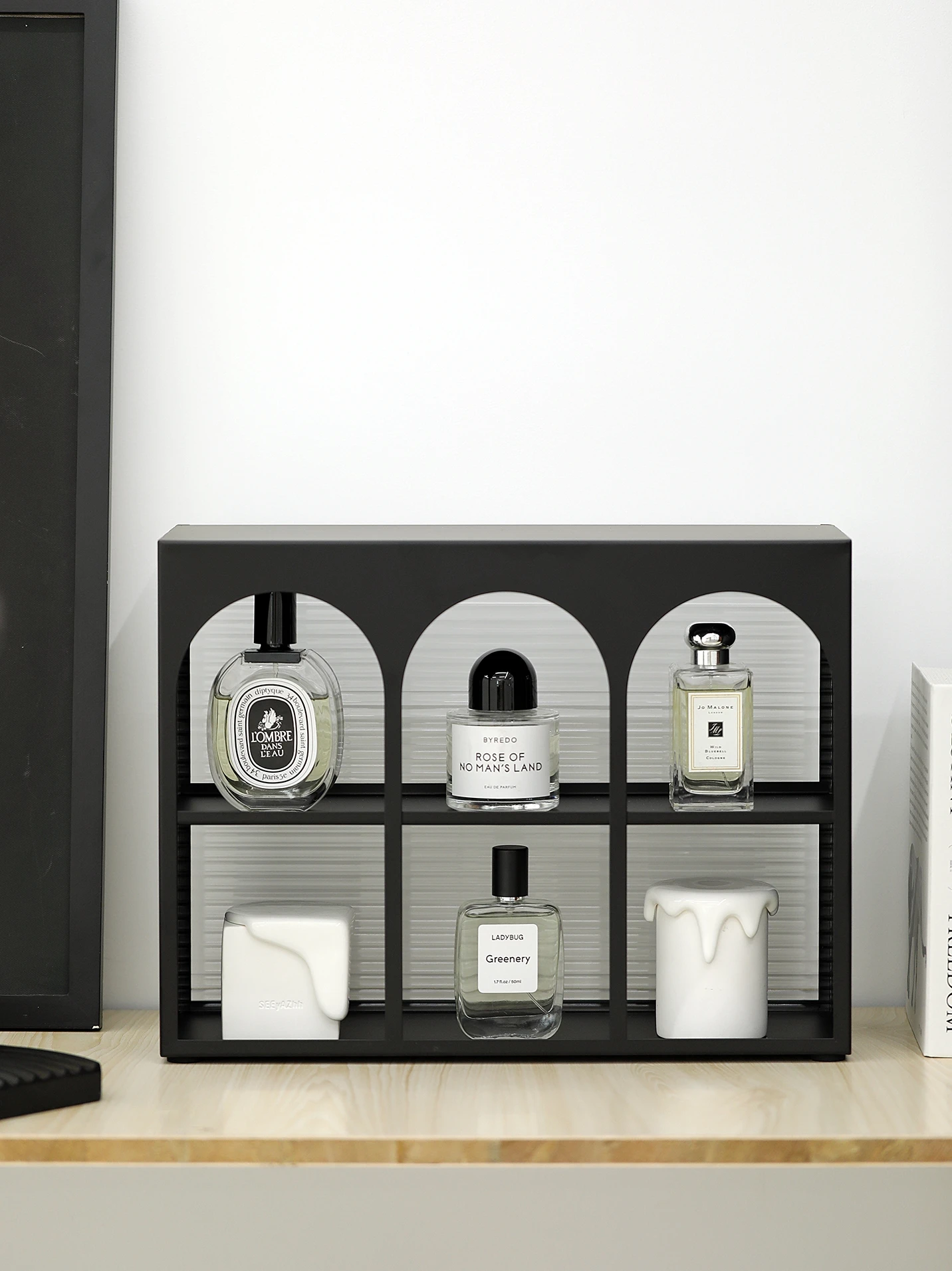 Elegant Archway Storage Rack Black Iron Art Acrylic Mug Holder Desktop Organizer Home Decorative Metal Shelf for Living Room
Elegant Archway Storage Rack Black Iron Art Acrylic Mug Holder Desktop Organizer Home Decorative Metal Shelf for Living Room