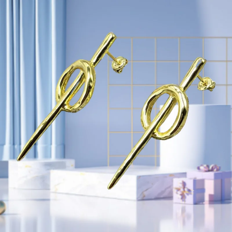 Small niche retro style earrings, with multiple styles to choose from and match, suitable for wearing in various occasions
Small niche retro style earrings, with multiple styles to choose from and match, suitable for wearing in various occasions