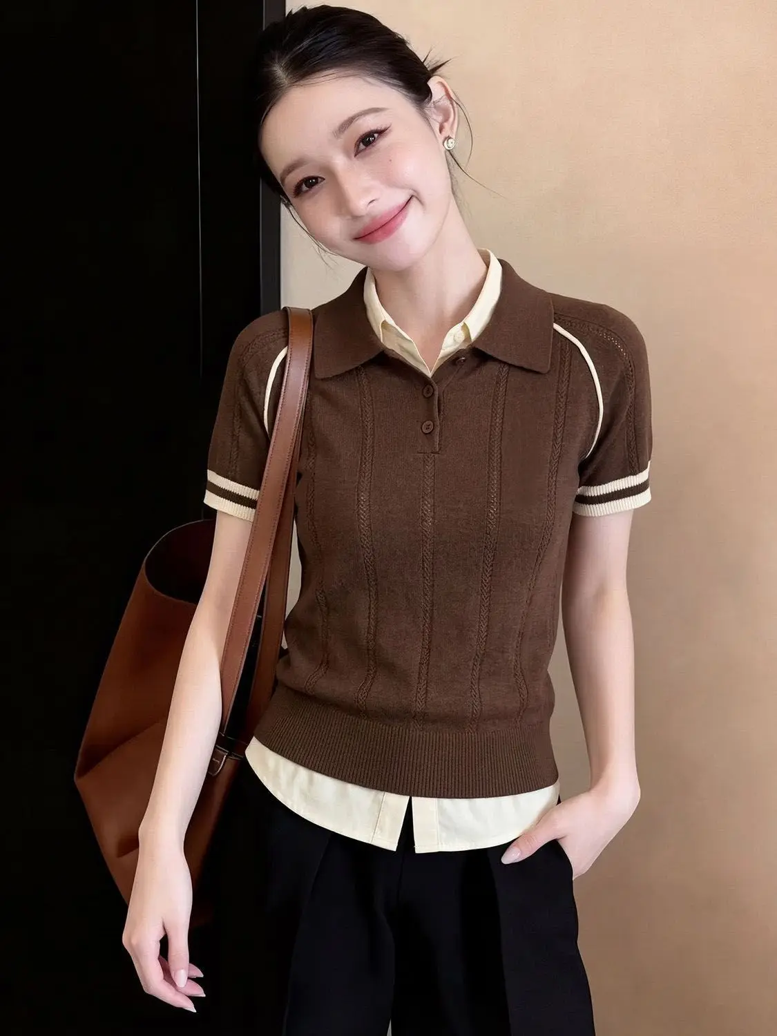 Brown Short-sleeved T-shirt Women's Summer Knitted Polo Shirt Top
Brown Short-sleeved T-shirt Women's Summer Knitted Polo Shirt Top