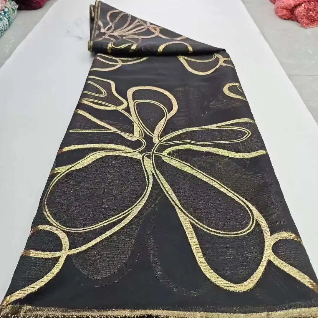 African Lace Fabric High Quality 5 Yards Gilding Nigerian Brocade Jacquard Lace Fabric 2025 Women Party Wedding Dress
African Lace Fabric High Quality 5 Yards Gilding Nigerian Brocade Jacquard Lace Fabric 2025 Women Party Wedding Dress