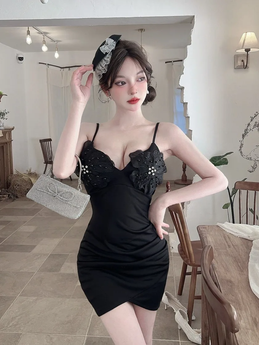 Сексуальное облегающее платье с бретельками и низкой грудью Pure Desire с цветочным принтом в стиле пэчворк, с застежкой на талии, для ночного клуба, офиса, женская одежда
Сексуальное облегающее платье с бретельками и низкой грудью Pure Desire с цветочным принтом в стиле пэчворк, с застежкой на талии, для ночного клуба, офиса, женская одежда