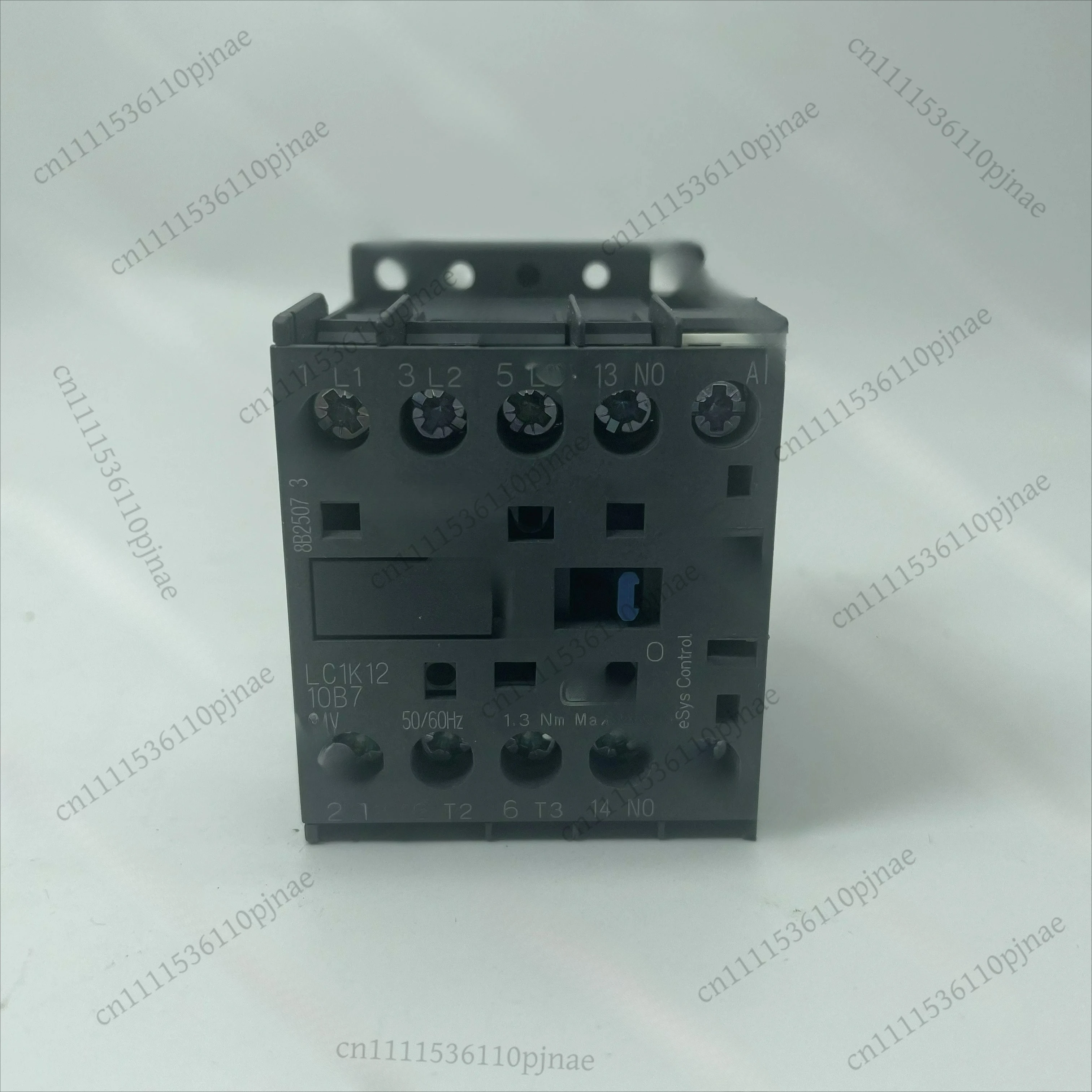 New Original LC1K1210B7 3P+F 12A 24V 50/60Hz
New Original LC1K1210B7 3P+F 12A 24V 50/60Hz