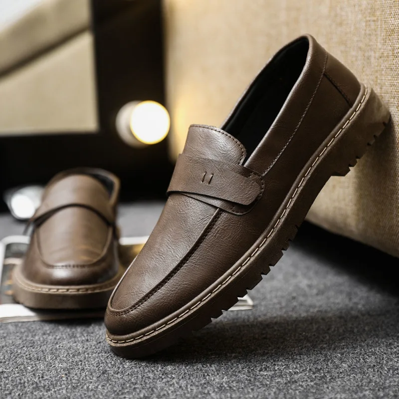 Men's Shoes 2025 New Style Casual Leather Shoes Trendy Soft Leather Loafers Men's Slip-on Lightweight Driving Shoes
Men's Shoes 2025 New Style Casual Leather Shoes Trendy Soft Leather Loafers Men's Slip-on Lightweight Driving Shoes