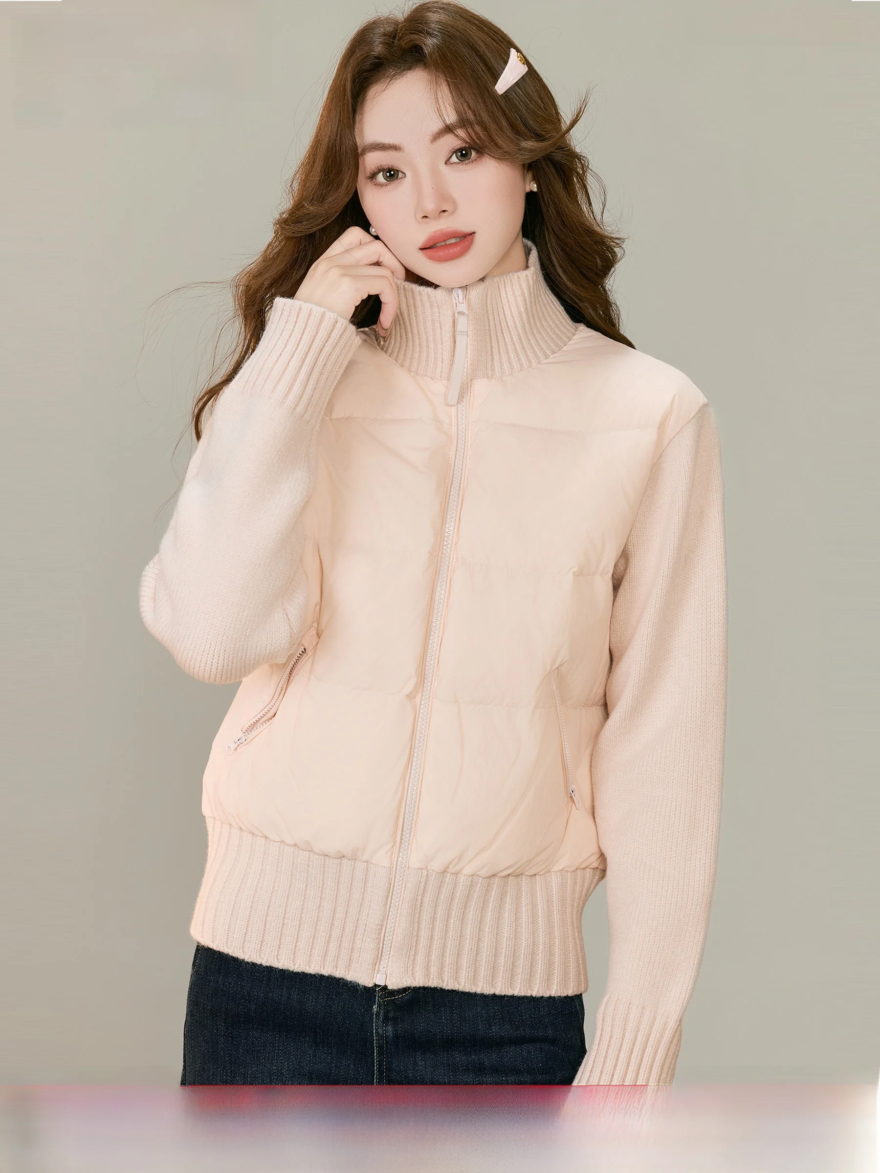 Pink Knitted Patchwork down Jacket Women's Winter Short Coat Small Size Age Reduction Cute Style Thickened Long Sleeve Zipper
Pink Knitted Patchwork down Jacket Women's Winter Short Coat Small Size Age Reduction Cute Style Thickened Long Sleeve Zipper