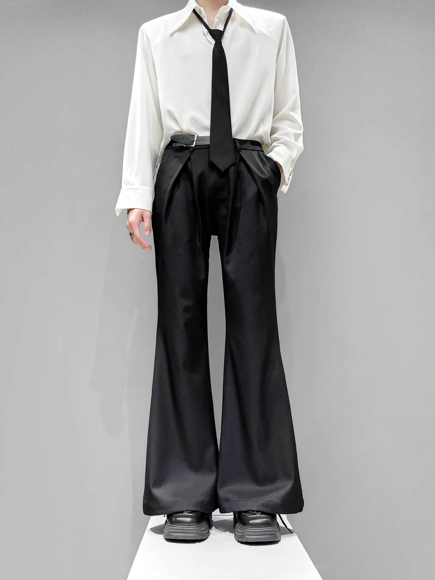 Original Bla Bell Bot Men's Casual Pants High-End Feeling Wrinkles All-Match Straight Leg Long Pants Autumn Youth Cool S...
Original Bla Bell Bot Men's Casual Pants High-End Feeling Wrinkles All-Match Straight Leg Long Pants Autumn Youth Cool S...