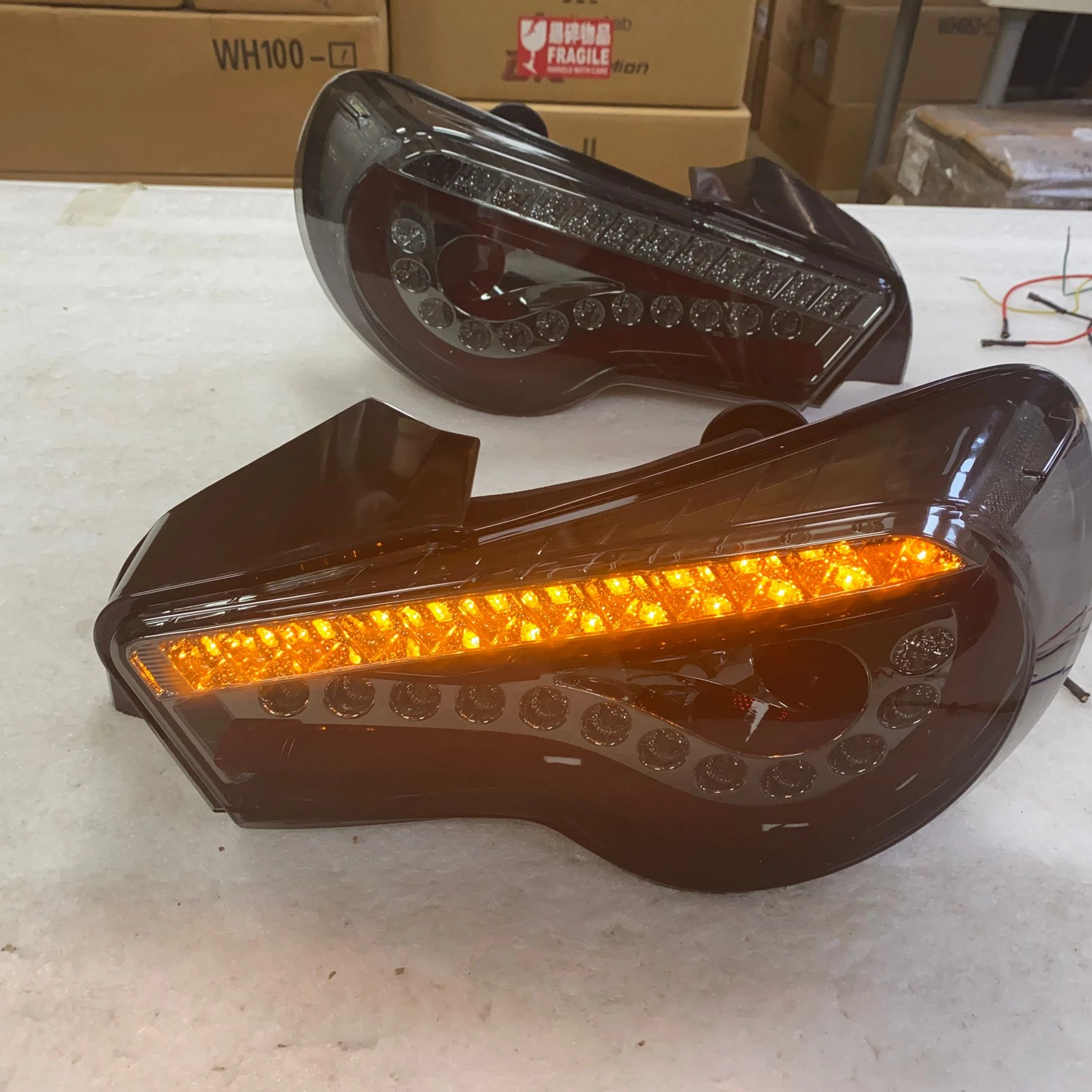 Full LED Strip Rear Light Black bottom Black surface For Toyota GT86 FT86 year SN
Full LED Strip Rear Light Black bottom Black surface For Toyota GT86 FT86 year SN