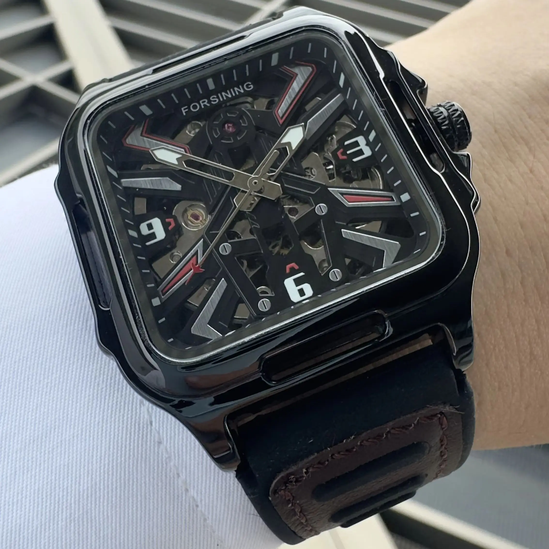 Forsining Sports Mens Watches Top Brand Luxury Rubber Leather Strap Fashion Skeleton Automatic Mechanical Watch Luminous Hands
Forsining Sports Mens Watches Top Brand Luxury Rubber Leather Strap Fashion Skeleton Automatic Mechanical Watch Luminous Hands