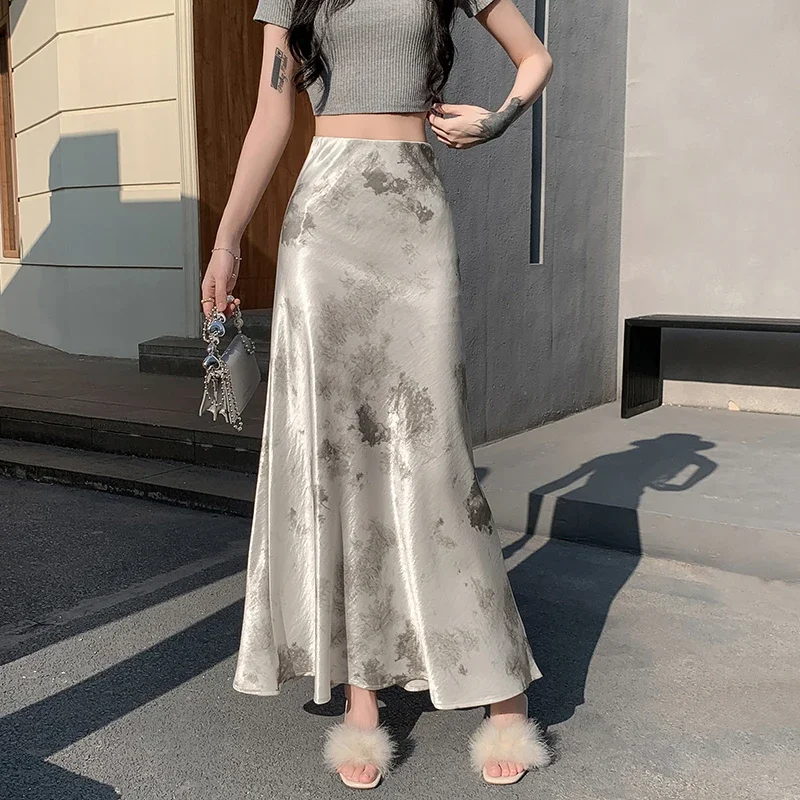 Korean Style Elegant Satin Print Vintage Long Skirt Women Clothing Spring Summer Fashion High Waist Mermaid Skirts
Korean Style Elegant Satin Print Vintage Long Skirt Women Clothing Spring Summer Fashion High Waist Mermaid Skirts