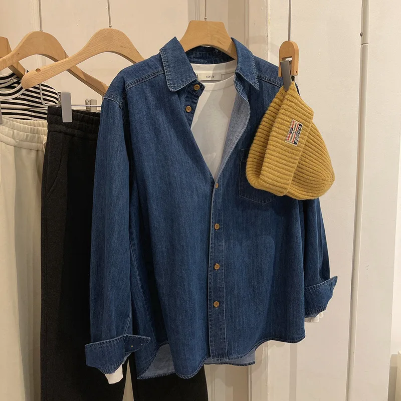 Denim Shirt Women Vintage Top Blouse Single Breasted Turn Down Collar Pockets Washed Tops 2025 Autumn Streetwear Overshirt 
Denim Shirt Women Vintage Top Blouse Single Breasted Turn Down Collar Pockets Washed Tops 2025 Autumn Streetwear Overshirt