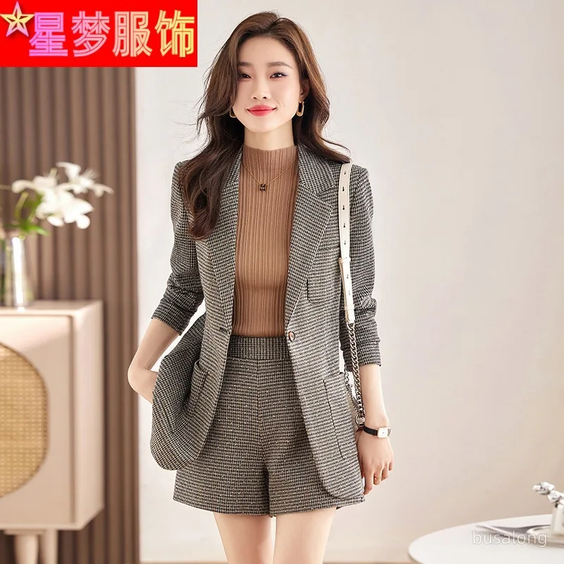Fashion Long Sleeve Casual Suit Autumn Winter New Stylish Elegant Small Blazer Jacket Shorts Two-Piece Workwear
Fashion Long Sleeve Casual Suit Autumn Winter New Stylish Elegant Small Blazer Jacket Shorts Two-Piece Workwear