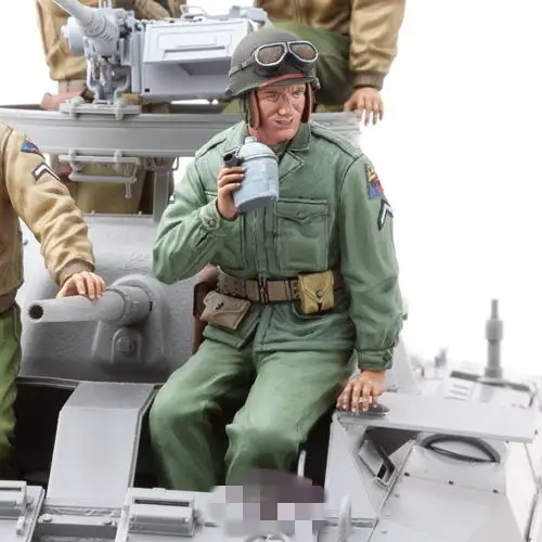 1/16 фигурка модели из смолы GK, американский солдат, несобранный и Неокрашенный комплект
1/16 фигурка модели из смолы GK, американский солдат, несобранный и Неокрашенный комплект
