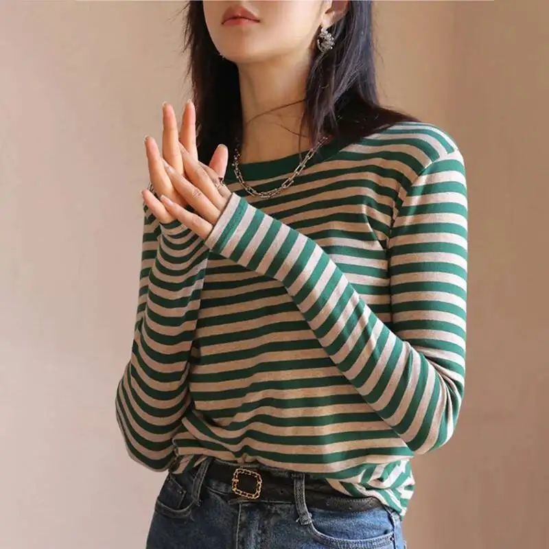 Fashion Anti Ageing Striped Pullovers Women Autumn Chic Thumb Holes Contrast Color O Neck Base Jumpers Korean Vintage Basic Tops
Fashion Anti Ageing Striped Pullovers Women Autumn Chic Thumb Holes Contrast Color O Neck Base Jumpers Korean Vintage Basic Tops