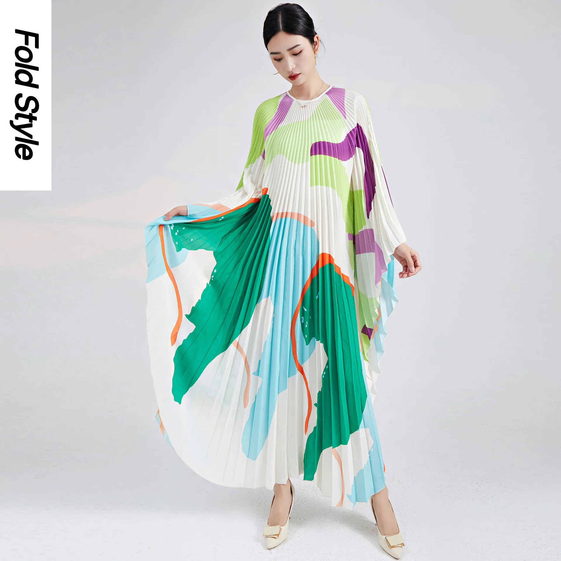 Spring and Autumn Women's Dresses Loose Multi Color Printed One Piece Sleeves Long Folded Elegant Dress Skirt
Spring and Autumn Women's Dresses Loose Multi Color Printed One Piece Sleeves Long Folded Elegant Dress Skirt