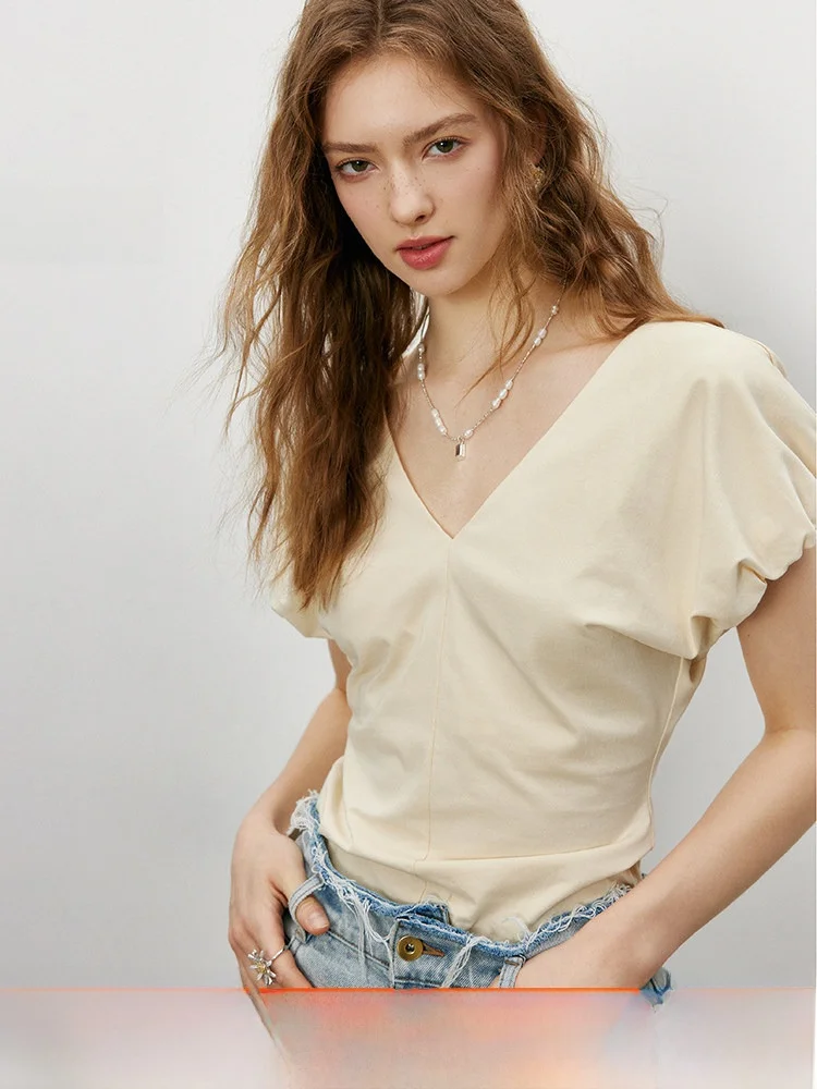 Charming Slim Fit Long Velvet Cotton Floral Bud Sleeve Sweet Unique Beautiful Top for Women Casual Style Short Sleeve V-Neck
Charming Slim Fit Long Velvet Cotton Floral Bud Sleeve Sweet Unique Beautiful Top for Women Casual Style Short Sleeve V-Neck