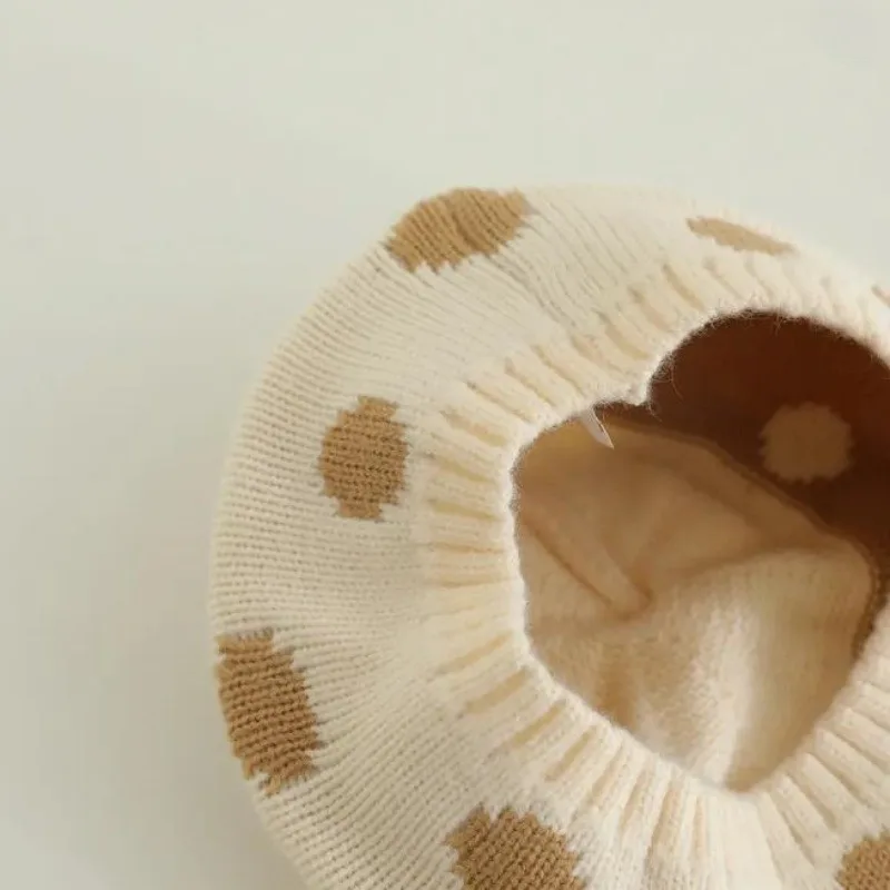 Baby Beret Hat Winter Warm Knitted Beanie Cap for Infant Girls Korean Toddler Princess Artist Solid Color dot Painter Caps
Baby Beret Hat Winter Warm Knitted Beanie Cap for Infant Girls Korean Toddler Princess Artist Solid Color dot Painter Caps