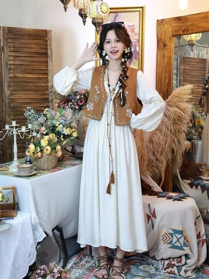 NEW 2026 Women's Vest Bohemian Style Retro Embroidered Lace Up Vest Coat Travel Short Sleeveless Camisole Jacket Coat Outerwear
NEW 2026 Women's Vest Bohemian Style Retro Embroidered Lace Up Vest Coat Travel Short Sleeveless Camisole Jacket Coat Outerwear